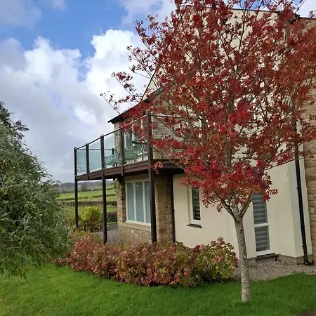 7 The Meadows * Kirkby Lonsdale